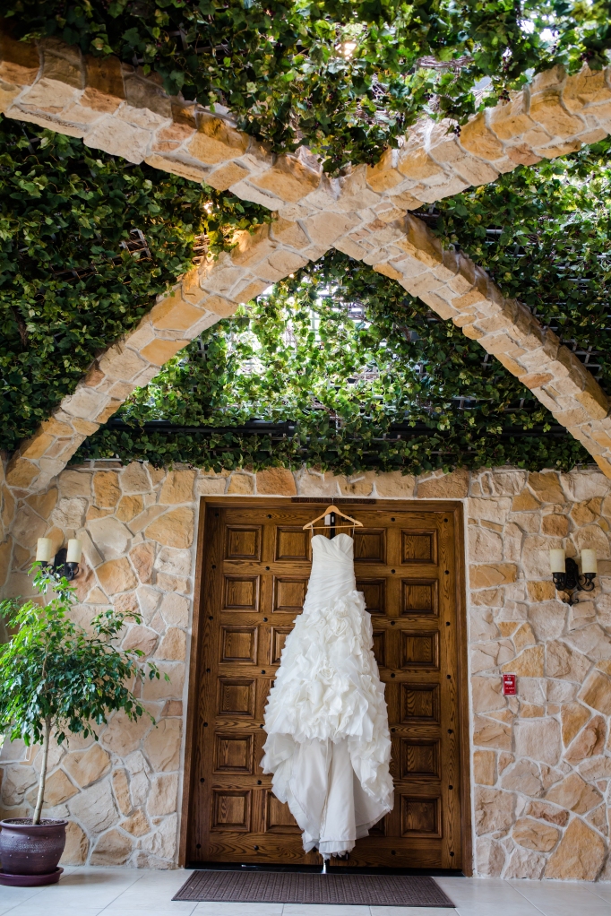 Ivy covered ceiling with stone detail and a gorgeous wedding dress, Monument wedding photographer, Denver wedding photography, Lakewood wedding photographer